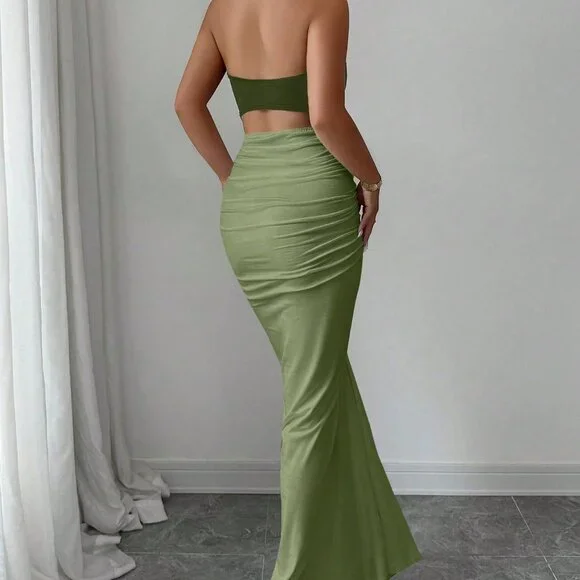 Army Green Elegant Women's Halter Neck Color Block Cinched Waist Fishtail Dress - Picture 2 of 6